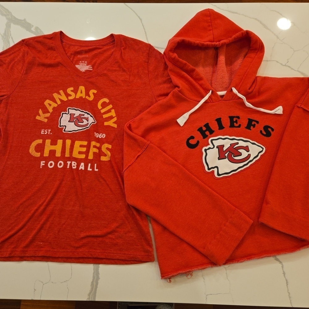 Fanatics Kansas City Chiefs Bundle Lot Of 2 Hoodie Sweatshirt Tshirt Large XL
